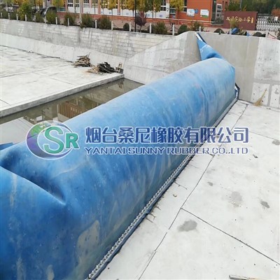 Pris Ffatri Argae Rwber wedi'i Lenwi A'i Chwyddo